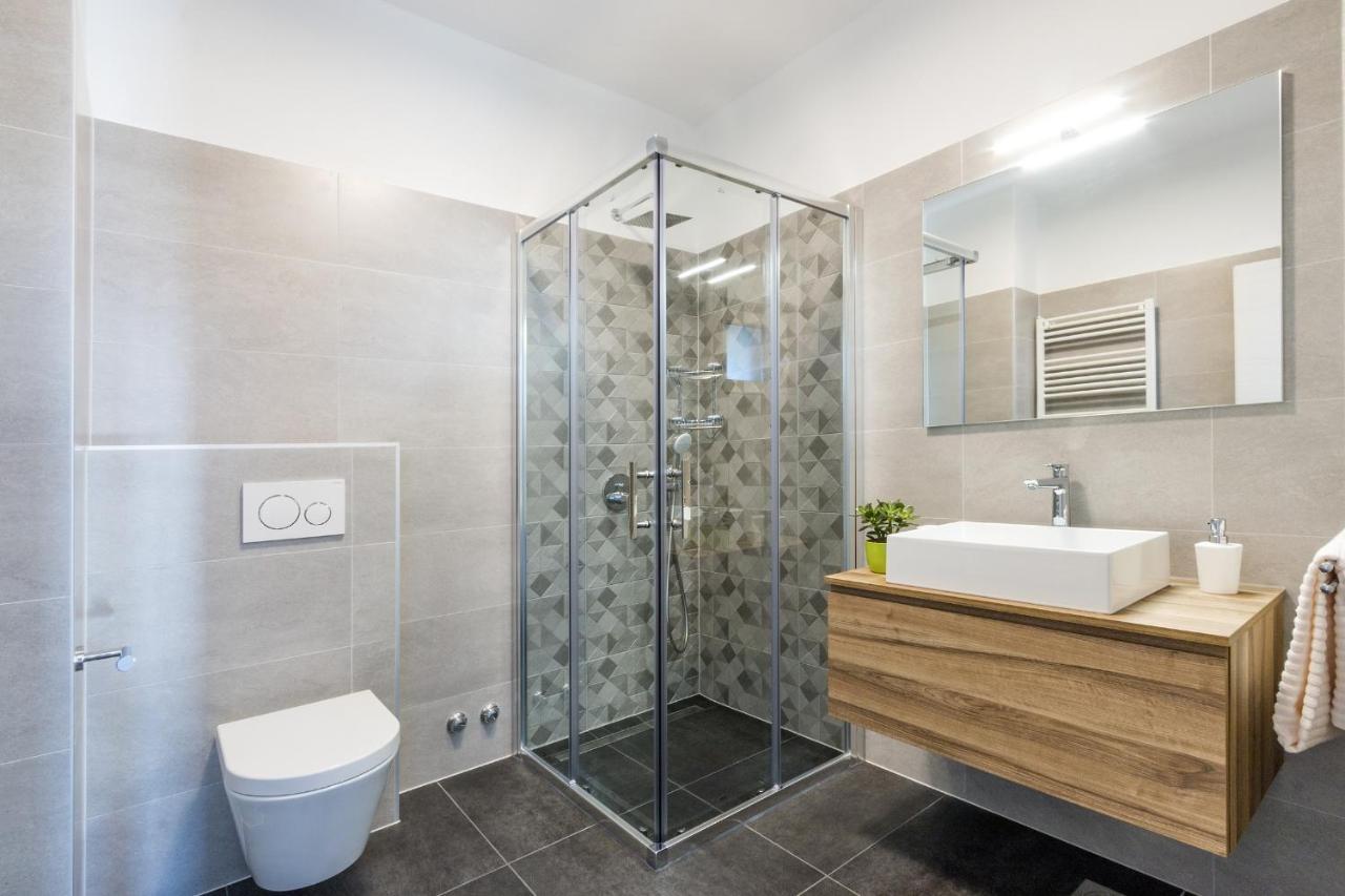 Modern 3-Bedroom Villa With A Private Pool Póla Kültér fotó